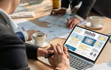 Panduan Membangun Website B2B yang Efektif untuk Menarik Klien